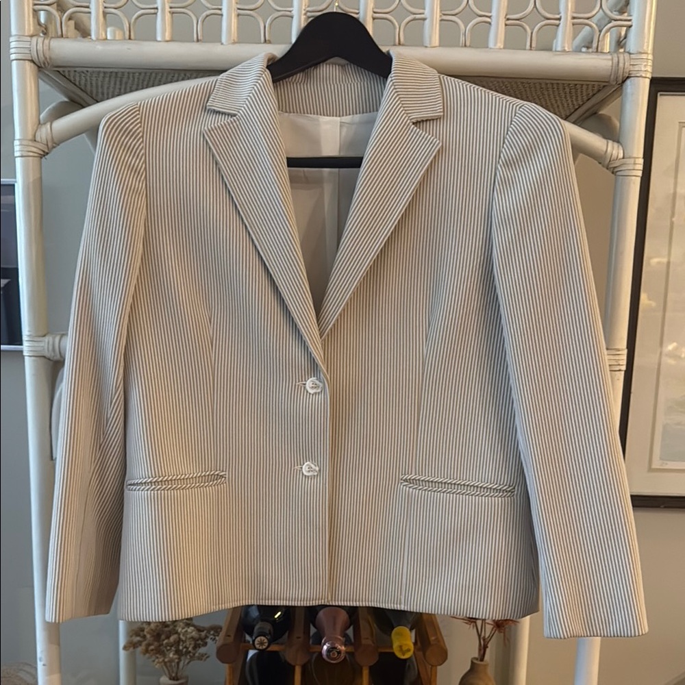 Vintage Women's Striped Blazer - Cream & Tan